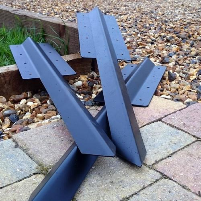 SLEEPER STRAIGHT DOUBLE TIER BRACKET WITH STAKE POWDER COATED BLACK